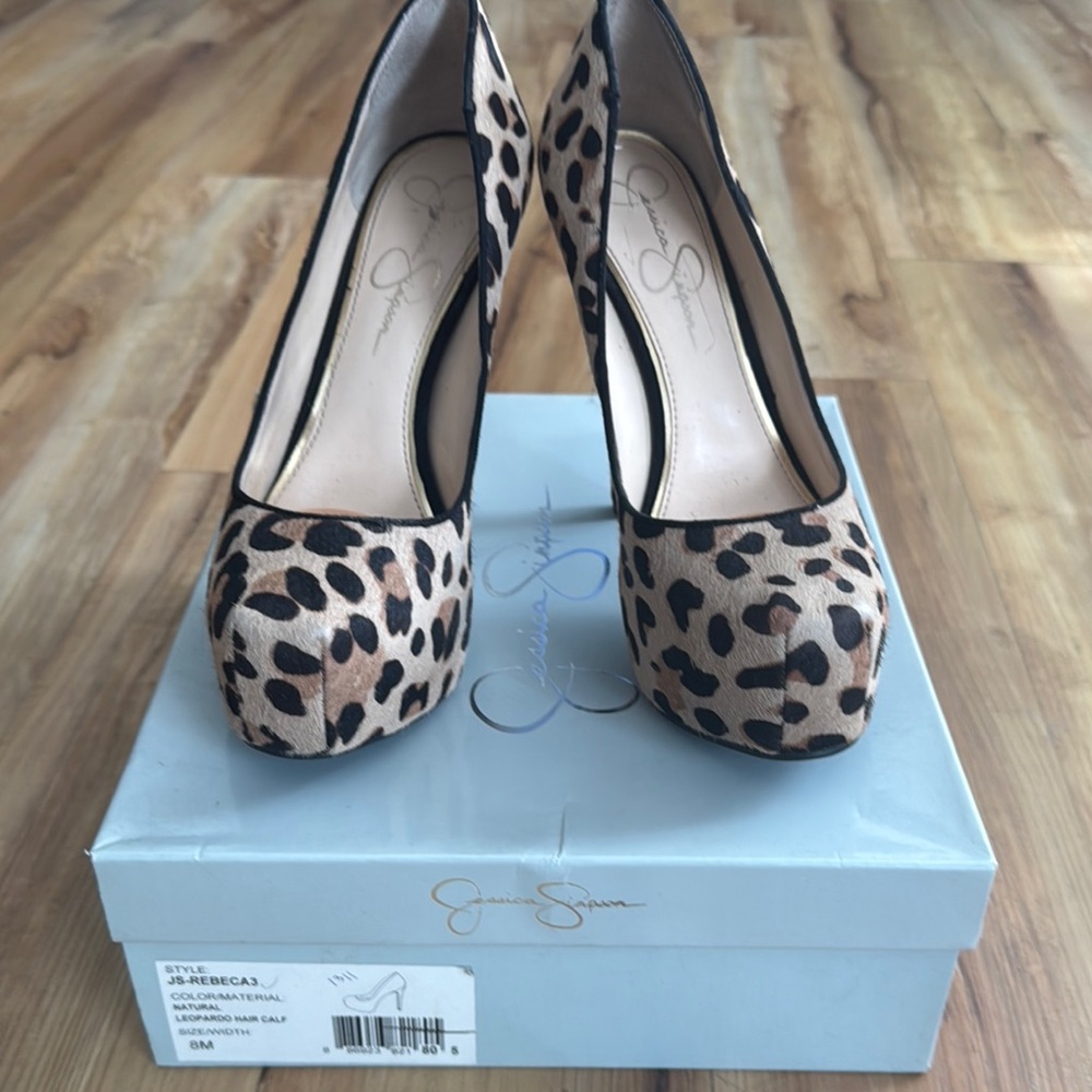 Jessica Simpson Brown and Black Heels Leopard Print